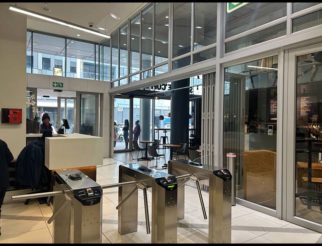 155M² BUILDING TO LET IN CAPE TOWN CITY CENTRE